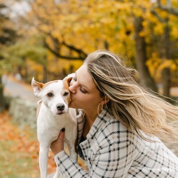 Meet your Posher, Natasha - Picture 2 of 2